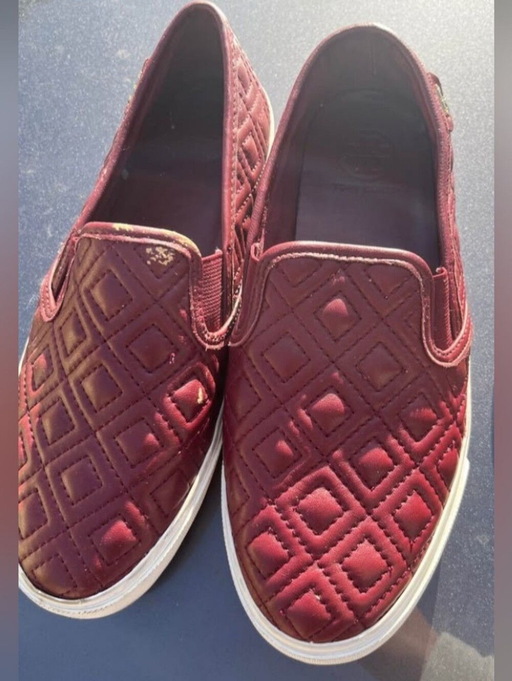 Quilted Slip-On Men's Sneakers in Burgundy